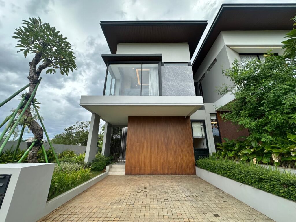 Shila sawangan cluster laguna11